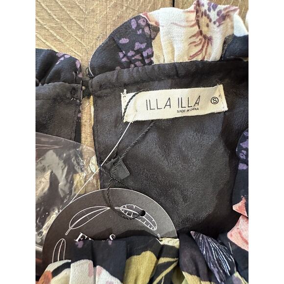 NWT Six Feathers Boutique Illa Illa Black Floral Pleated Swing Dress Size Small - Picture 6 of 12